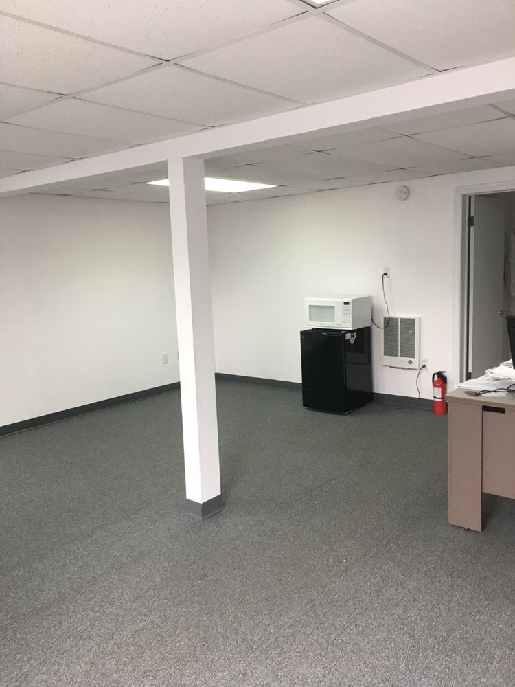 Office/Garage Space Available in Taftville: 4 North 5th Ave, Norwich, CT 06360
